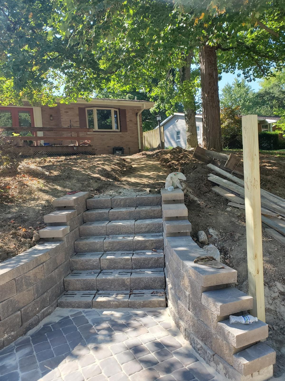 Paver Patio Steps & Retaining Wall