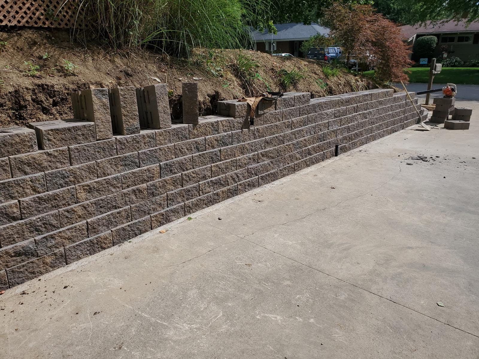 Retaining Wall Block Laying